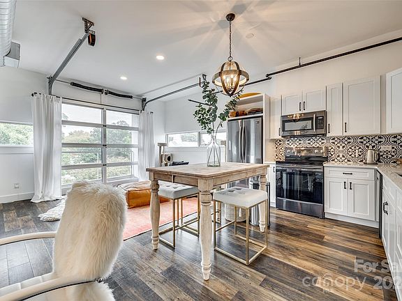 72 Cedar Street, 54932 Copper City