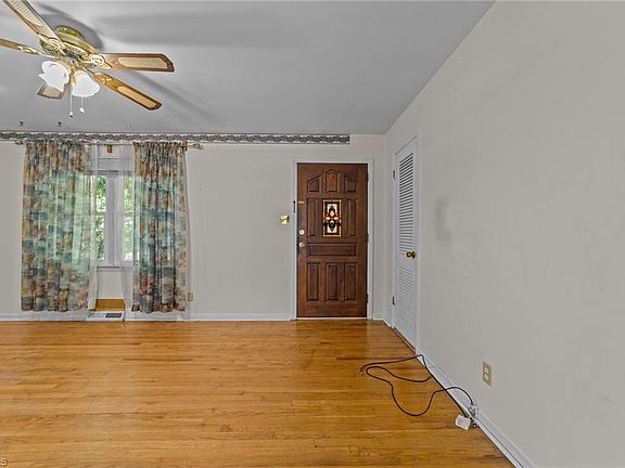 131 Fir Lane, 47829 Iron Town