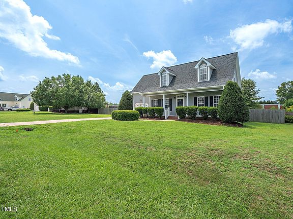 123 Lavender Lane, 67890 Lead Town