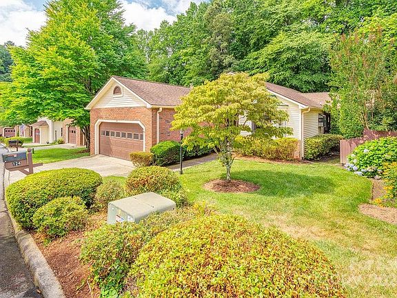 45 Holly Street, 78234 Gold Town