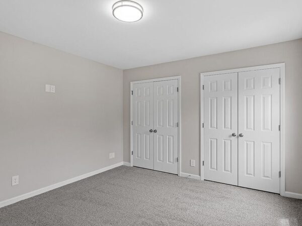 96 Umbrella St., 12345 Steel Town