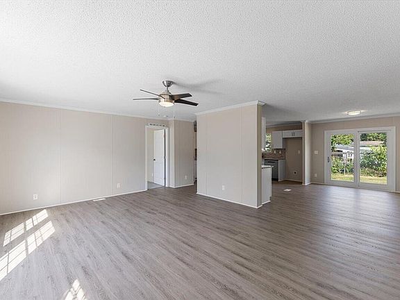 142 Yellow Rose Street, 73920 Silver City