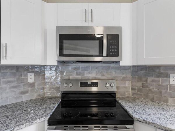 142 Yellow Rose Street, 73920 Silver City