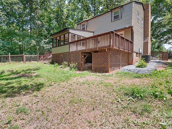 18 Violet St, 42850 Vanadium City