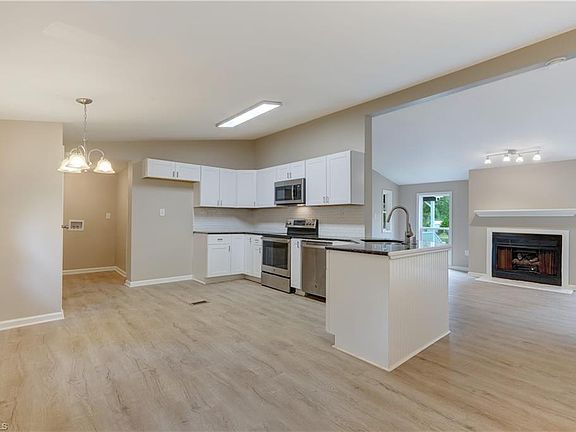 189 Zinnia, 56473 Zincville