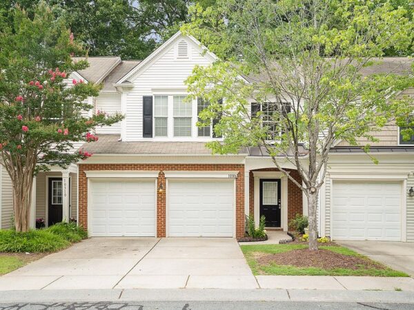 145 Kalmia Street, 62817 Titanium Town