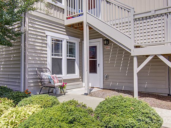 27 Jasmine St, 37492 Iron City
