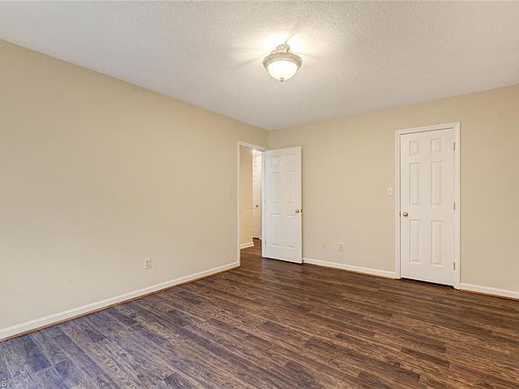 82 Quince Street, 27103 Silver Town