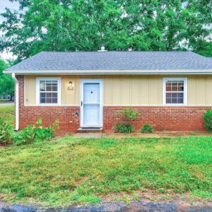 142 Quartz Street, 62954 Nickel City