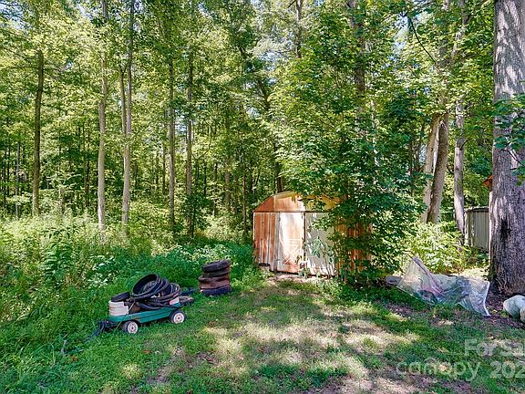154 Kingfisher Road, 87654 Krypton City