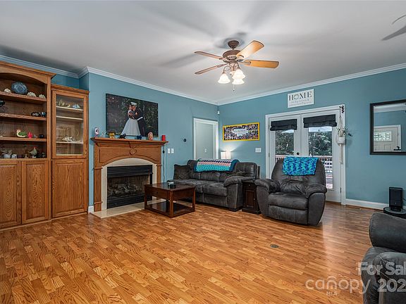125 Jasmine St, 74829 Iron City