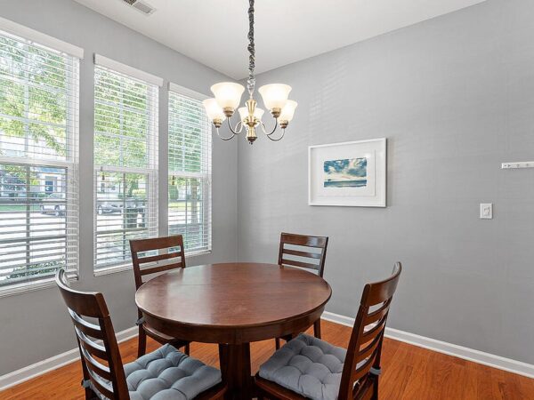 87 Tulip Avenue, 32956 Tin Town
