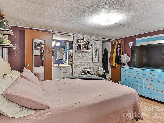 112 Rosewood, 47629 Rhodium City