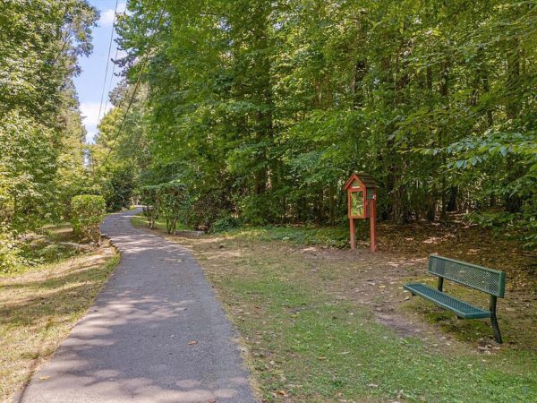 82 Nectarine Street, 27410 Nickel Town