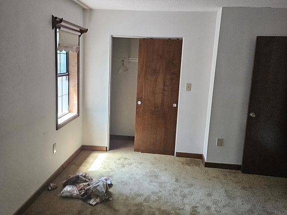 42 Oak Street, 75931 Silver City