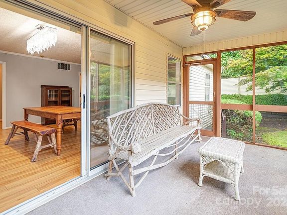 45 Holly Street, 78234 Gold Town