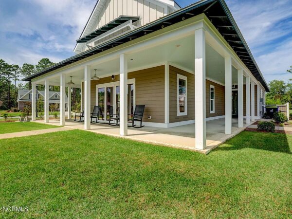 42 Jasmine Street, 12345 Iron Town