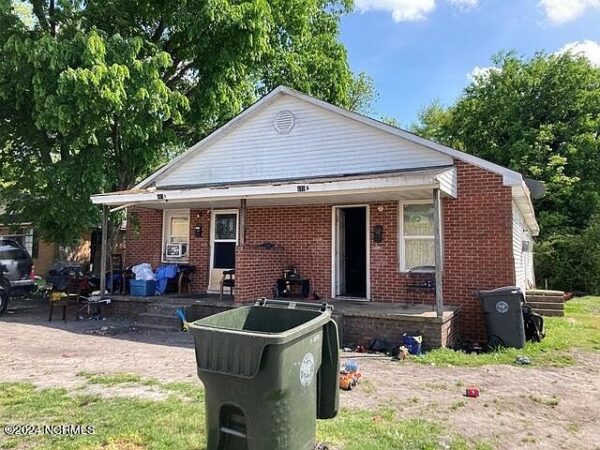 72 Daisy Lane, 94530 Diamond City
