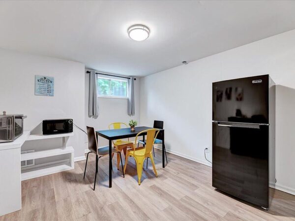 127 Lavender Lane, 68421 Lead City