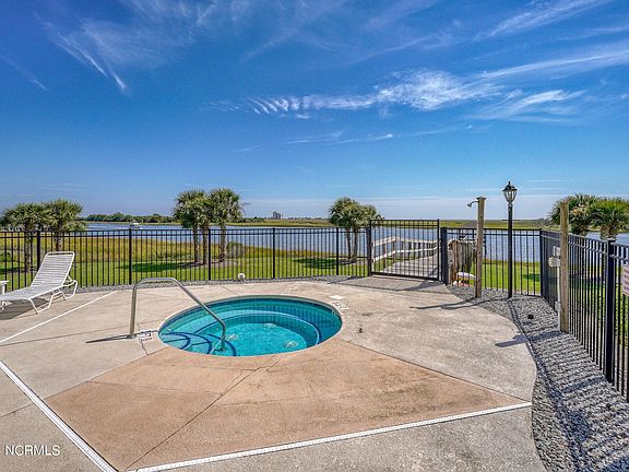 77 Kalmia Street, 48217 Kobalt City