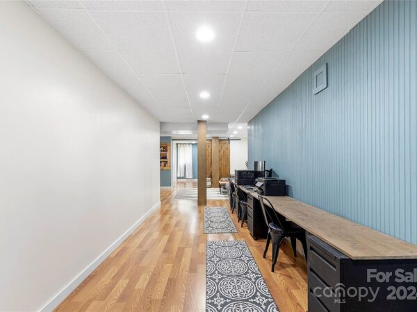 73 Dahlia Street, 48216 Copper City
