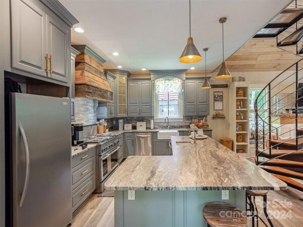 52 Nectarine Street, 89475 Nickel Town