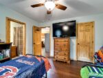 102 Violet Street, 48572 Vanadium City