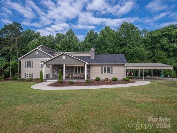 23 Fir Street, 86753 Iron Town