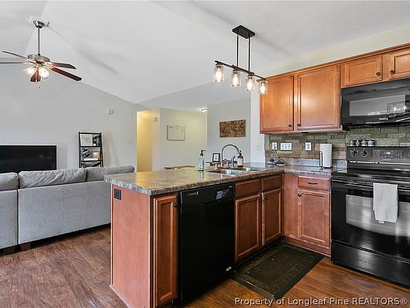 172 Maple Street, 43820 Silver Town