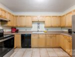 42 Tulip Street, 23456 Titanium City