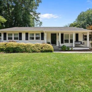 24 Elm Street, 18453 Emerald Town