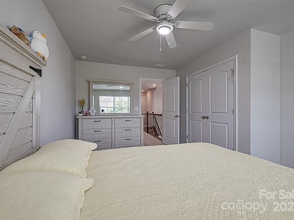 102 Cypress St, 07431 Copper City
