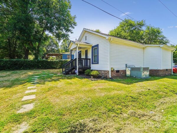 47 Redwood, 58201 Rhodium Town
