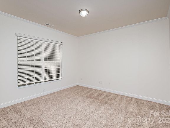 72 Green Tree, 34829 Gold Town