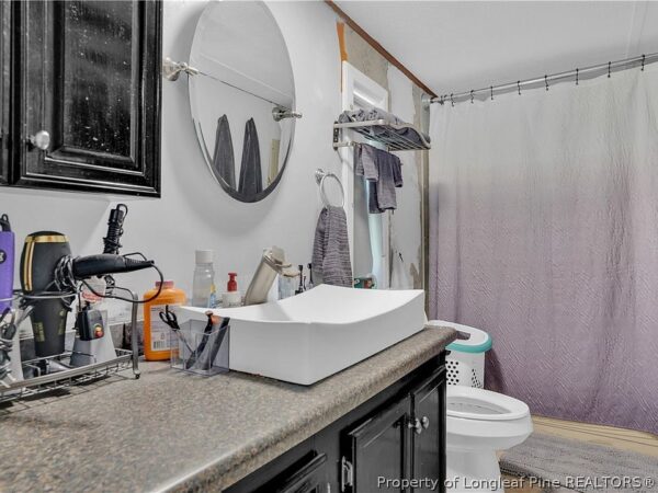 123 Ivy Street, 67890 Iron Town