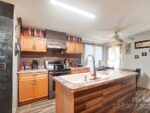 154 Kingfisher Road, 87654 Krypton City