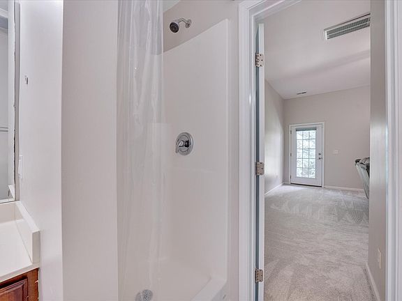 82 Nectarine Street, 27410 Nickel Town