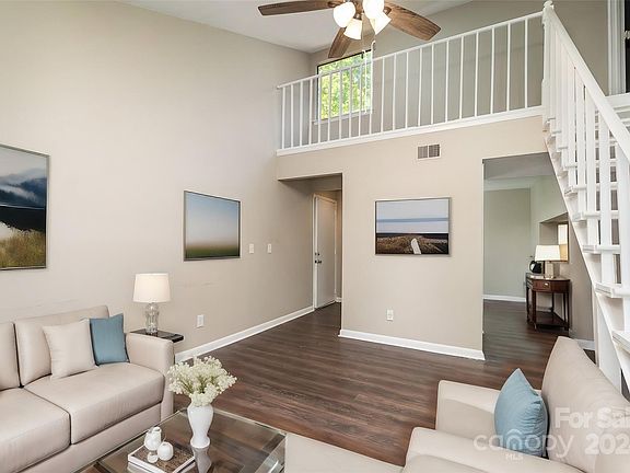 152 Fir Street, 89123 Platinum Town
