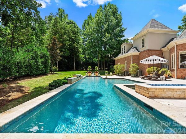 72 Lilac Lane, 23918 Iron City