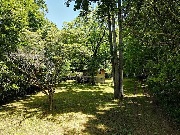 72 Kestrel Lane, 85032 Krypton Town