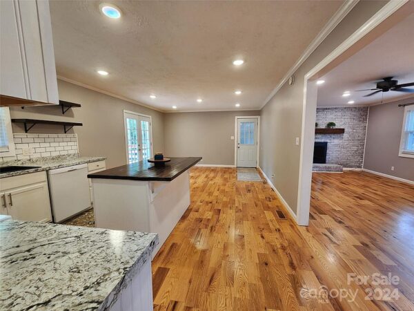 72 Fir Street, 48392 Silver City