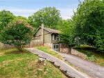 42 Tulip Street, 23456 Titanium City