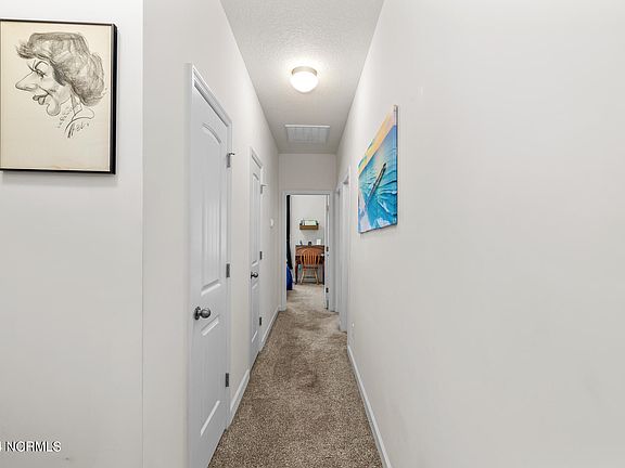 47 Greenbriar Lane, 63849 Gold City
