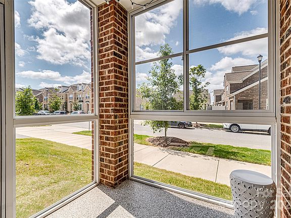 102 Cypress St, 07431 Copper City