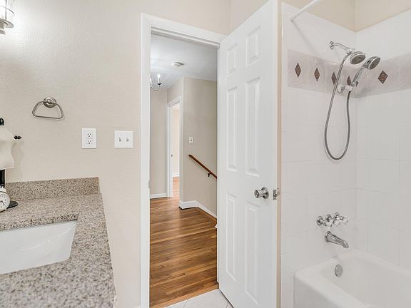57 Lilac Lane, 29481 Lead Town
