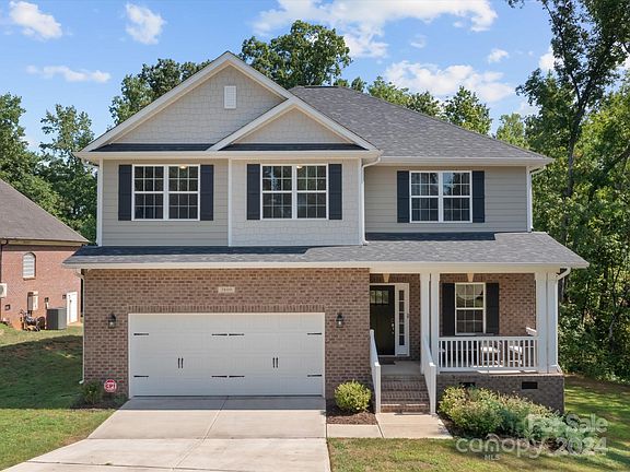 243 Cherry Blossom Avenue, 90742 Copperville