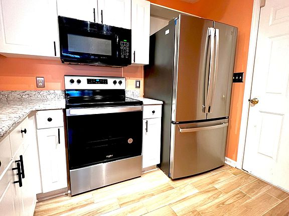 157 Umbrella Lane, 48219 Copper City