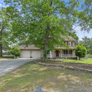 56 Goldcrest Avenue, 32415 Silver Town