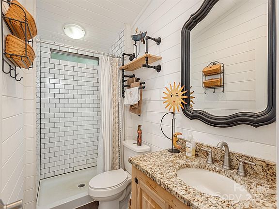 52 Nectarine Street, 89475 Nickel Town