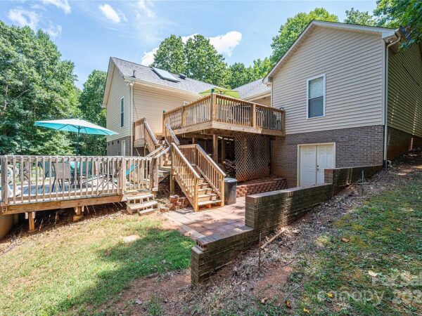 125 Jasmine St, 74829 Iron City